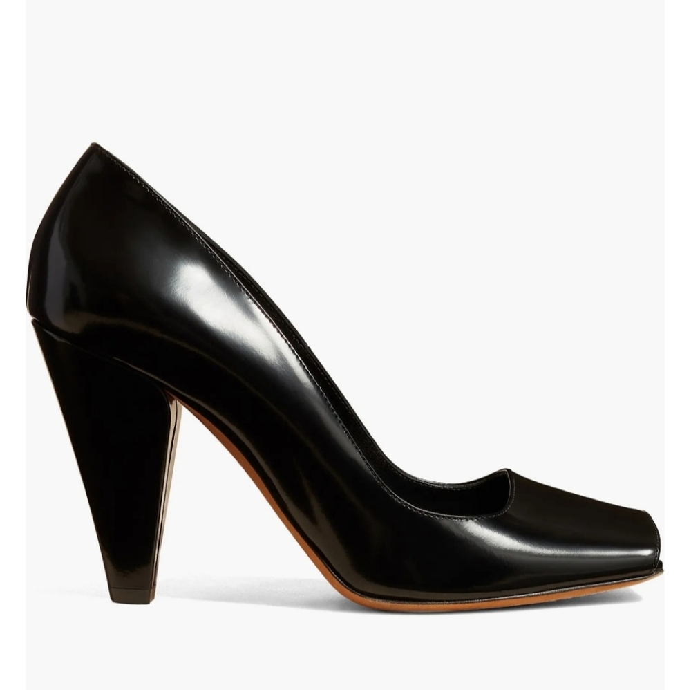 🖤 NWT Khaite Cedar Square Toe Pumps